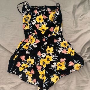 Strapless floral romper